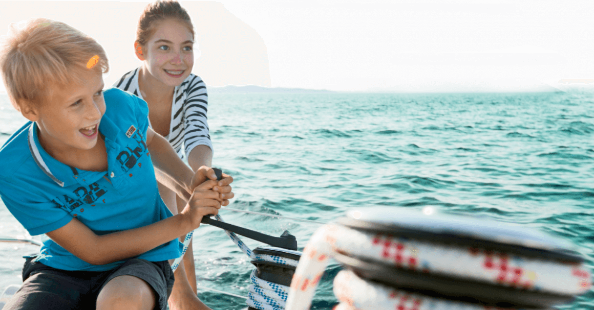 Vacanze in barca con bambini: consigli per la sicurezza di tutta la famiglia