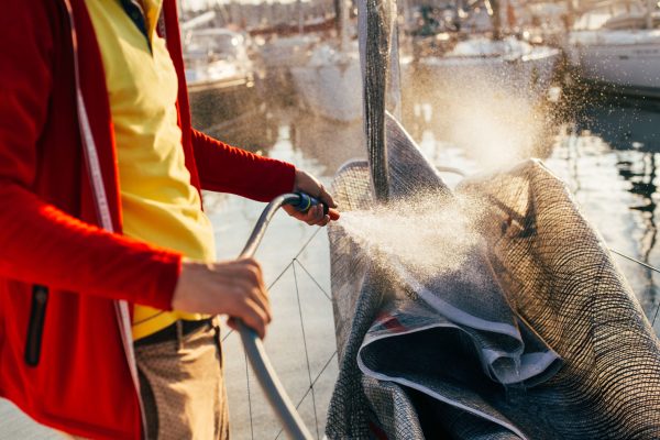 Trattamento Osmosi per la Barca: come riconoscerla e porvi rimedio