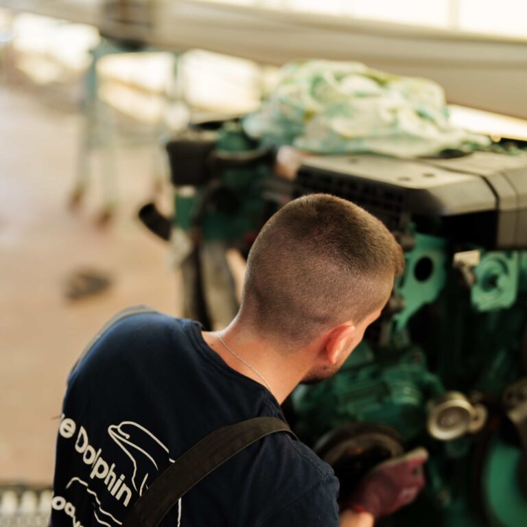 Refitting Barche Fiumicino Roma